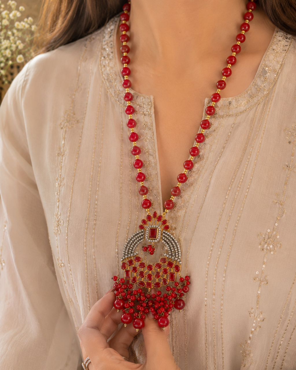 Elegant Red Beaded Pendant Mala