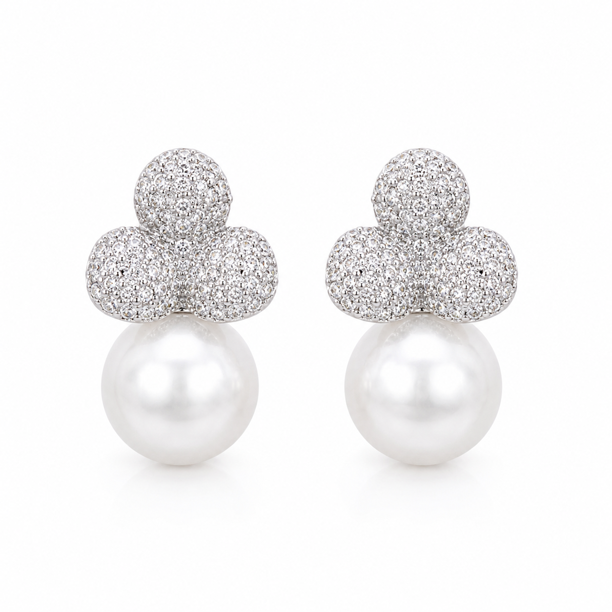 Clover Pearl Stud Earrings