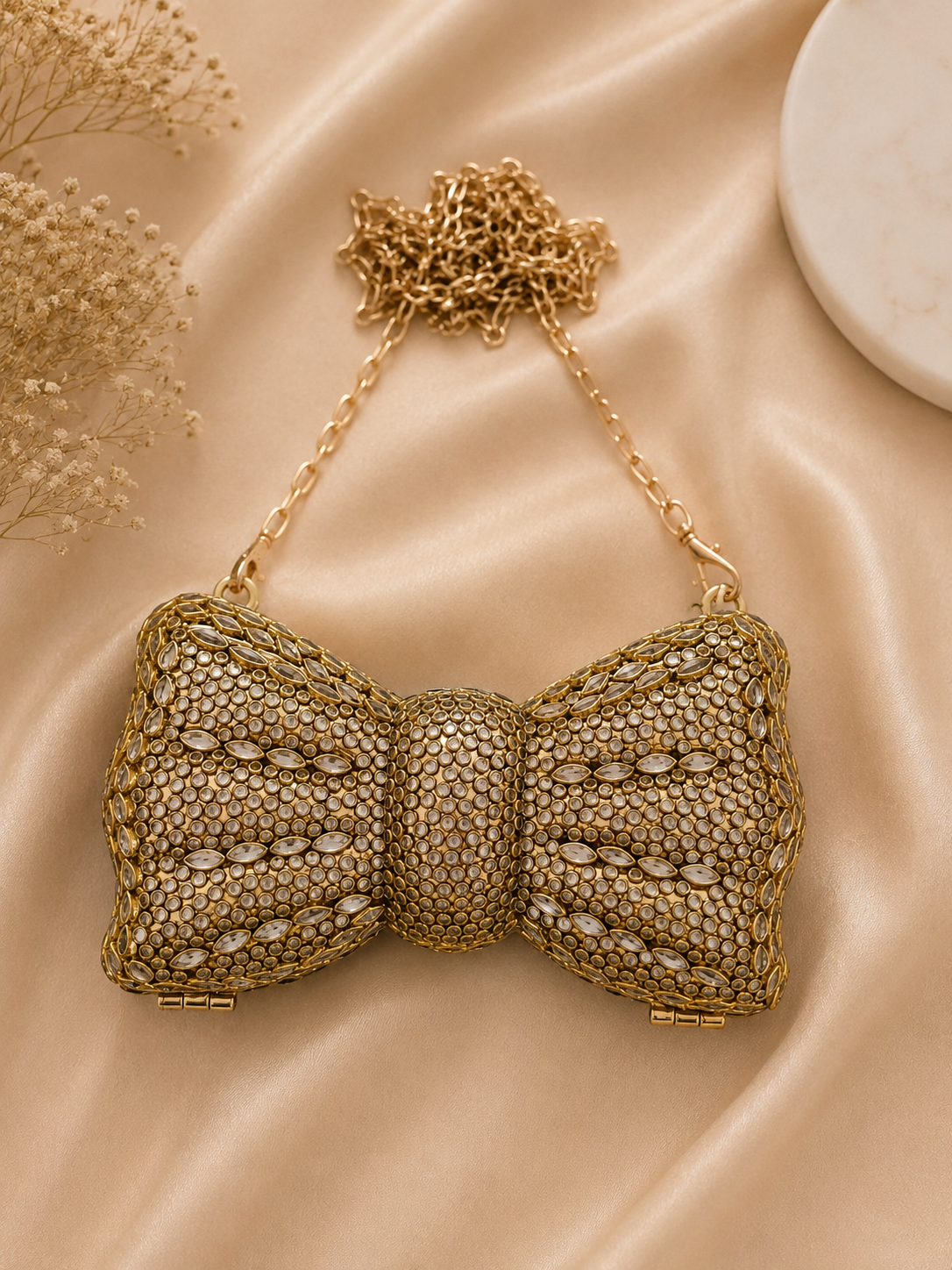 Bow Kundan Clutch